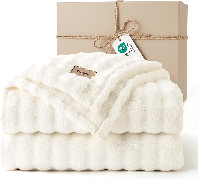 Bedsure 3D Fleece Bubble Blanket - GentleSoft White Queen Blanket for Bed Sofa Room Decor - Luxury Soft Cozy Spring Gifts for Kids, Lightweight, All Seasons, Off White, 90"×90"