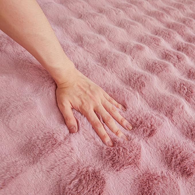 Pink Rabbit Plush Rug 8'x10', Fluffy Faux Fur Shaggy Area Rug for Nursery, Kids Room Decor, Soft Fuzzy Carpet for Living Room, Bedroom, Teen Girls Room