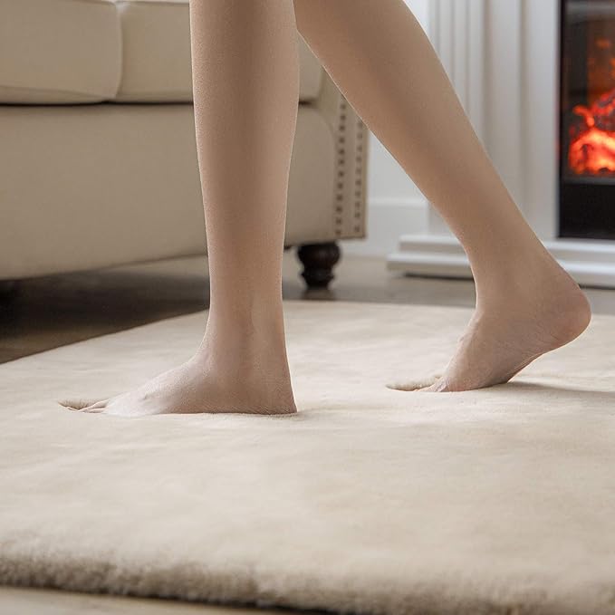 Ashler Faux Fur Rug, Ultra Soft Faux Rabbit Fur, Beige Area Rugs, 3 x 3 Feet Round, Machine Washable Nursery Decor Throw Rugs for Bedroom, Kids Room, Living Room