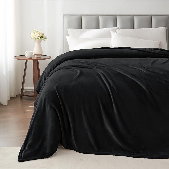 BEDELITE Fleece Blankets Queen Size for Bed, Luxury Plush Cozy Fuzzy Black Blanket 90x90 Inches, Super Soft Warm Lightweight Throw Blanket All Seasons Suitable
