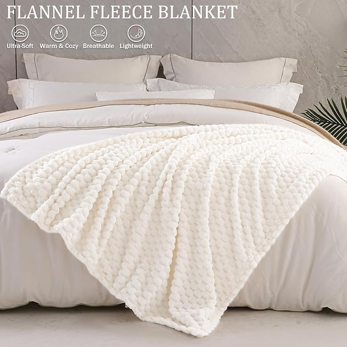 Exclusivo Mezcla Fleece King Blanket for Bed, Extra Large Fuzzy Ivory Bed Blankets, Soft Cozy Plush Sofa Throws for All Seasons, 90x104 Inches