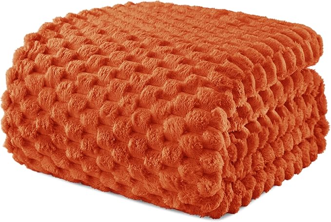 Exclusivo Mezcla Fleece King Blanket for Bed, Extra Large Fuzzy Burnt Orange Bed Blankets, Soft Cozy Plush Sofa Throws for All Seasons, 90x104 Inches