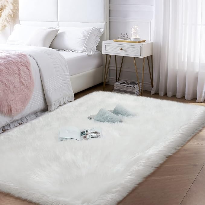 Fluffy Area Rug, White Faux Fur Rug for Bedroom 3'x5' Soft Shag Fuzzy Rugs for Living Room, Furry Bedside Nursery Rug Plush Indoor Floor Carpet for Kids Room Teen Dorm