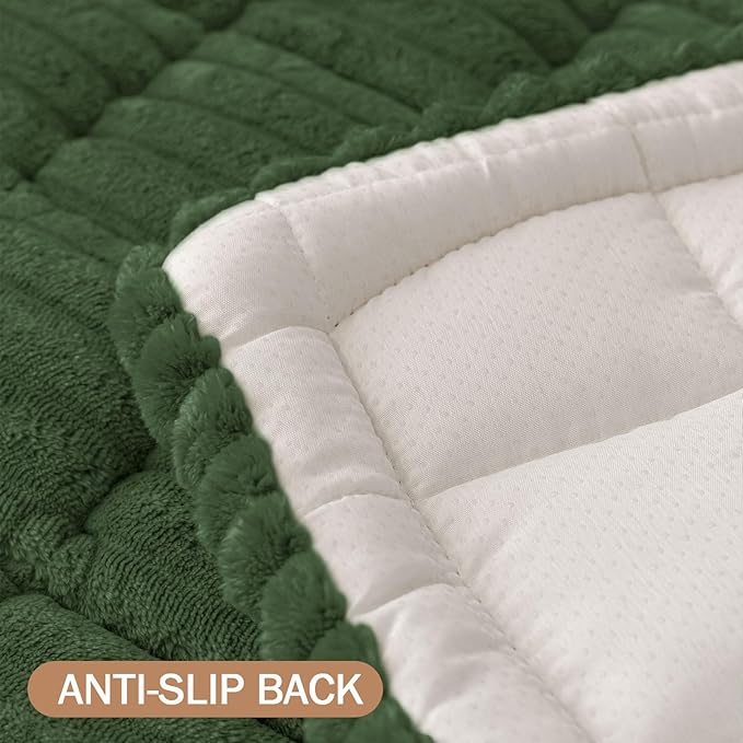 Smiry Couch Cover for Dogs Washable, Non Slip Fuzzy Pet Couch Covers for 3 Cushion Sofa Pet Friendly, Thick Soft Sofa Slipcovers Cushion Protector (Dark Green, 27.6" x 88")