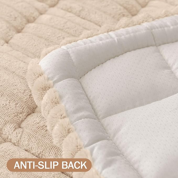 Smiry Couch Cover for Dogs Washable, Non Slip Fuzzy Pet Couch Covers for 3 Cushion Sofa Pet Friendly, Thick Soft Sofa Slipcovers Cushion Protector (Apricot, 27.6" x 88")