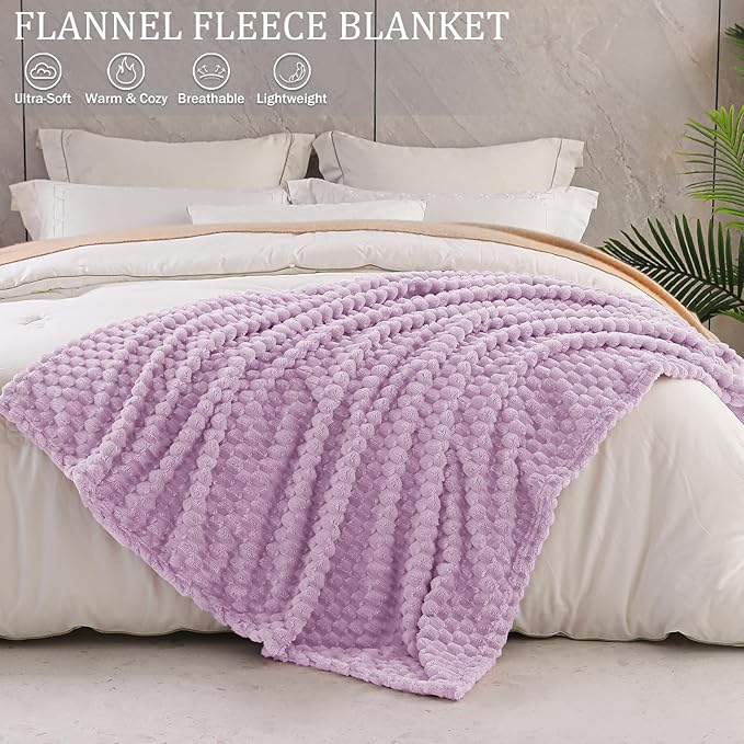 Exclusivo Mezcla Fleece King Blanket for Bed, Extra Large Fuzzy Lilac Purple Bed Blankets, Soft Cozy Plush Sofa Throws for All Seasons, 90x104 Inches