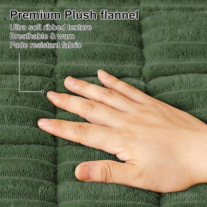 Smiry Couch Cover for Dogs Washable, Non Slip Fuzzy Pet Couch Covers for 3 Cushion Sofa Pet Friendly, Thick Soft Sofa Slipcovers Cushion Protector (Dark Green, 27.6" x 47")