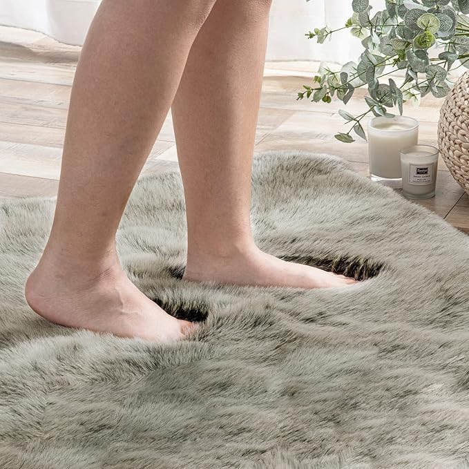 Ashler Faux Fox Fur Rug, Green White Brown Fluffy Rug, 3x5 Rectangle Rug, Ultra Soft Shaggy Area Rugs for Bedroom, Fuzzy Carpets for Living Room, Sofa