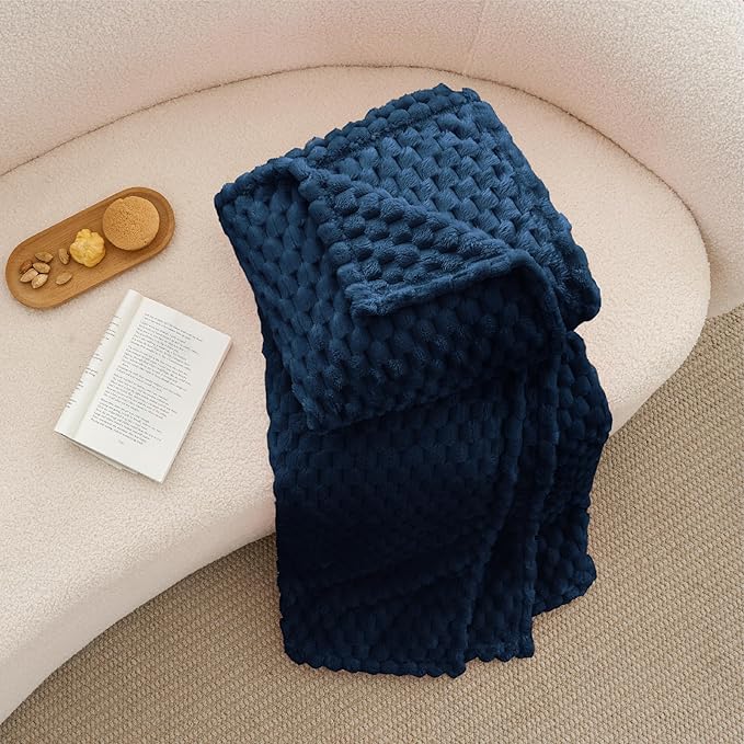 BEDELITE Fleece Throw Blanket for Couch & Bed - 3D Jacquard Decorative Navy Blanket, Super Soft and Cozy Warm Fuzzy Blanket All Seasons Suitable, 50x60Inches