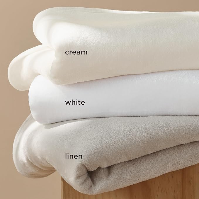 Bedsure GentleSoft Bedding Fleece Blanket for Girls and Boys - Soft Cozy Cute Small Throw Blankets for Travel, 43x55 Inches, White