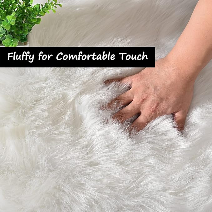 Goolela White Fluffy Fur Rug 4x6 Faux Sheepskin Fuzzy Shag White Rug for Bedroom Living Room Plush Washable Area Rug Rectangle