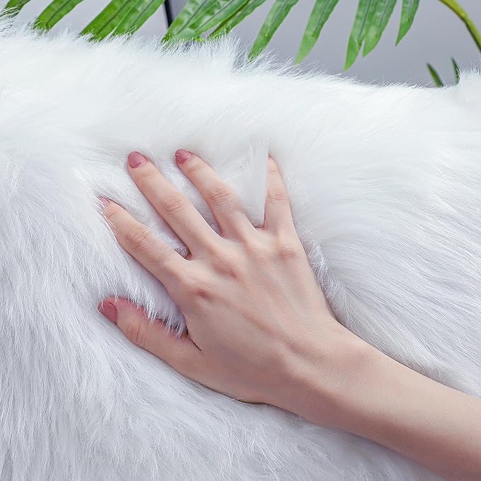 linmopm Faux Fur Rug Sheepskin Shag Fluffy Fuzzy White 4x6 ft Rugs for Bedroom Bedside Bed Floor Living Room Plush High-Density Cushion Carpet Super Sofa Cover
