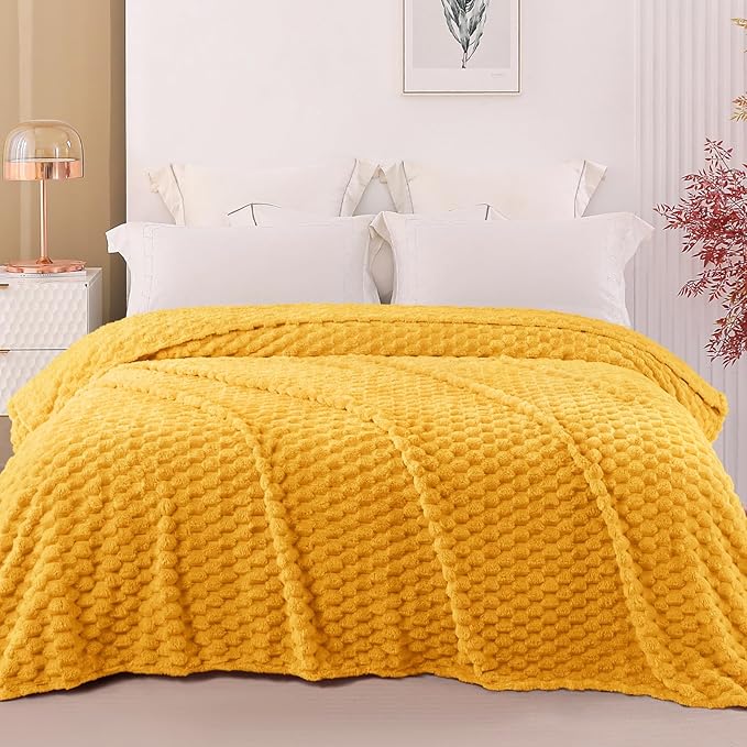 Exclusivo Mezcla Fleece King Blanket for Bed, Extra Large Fuzzy Mustard Yellow Bed Blankets, Soft Cozy Plush Sofa Throws for All Seasons, 90x104 Inches