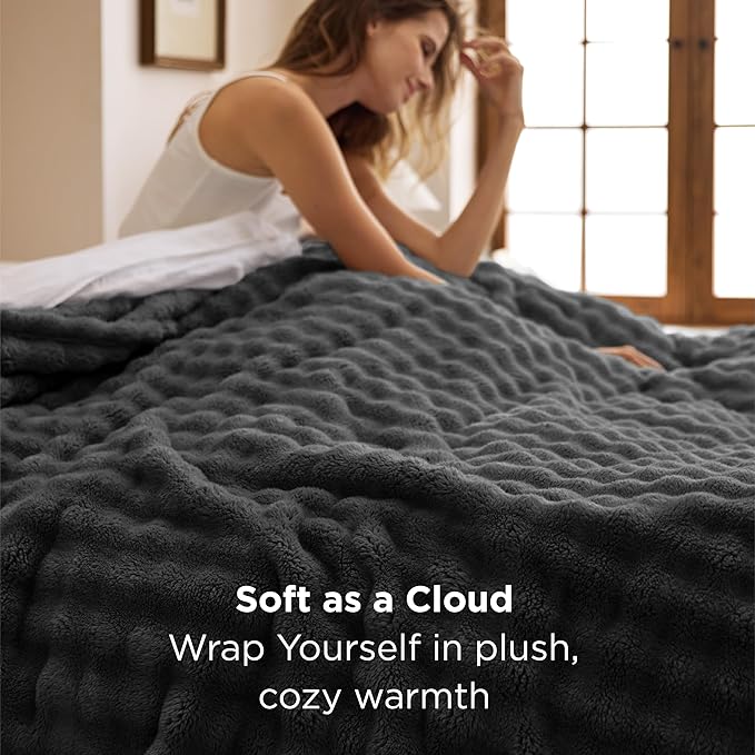 Bedsure 3D Fleece Bubble Blanket - GentleSoft Grey King Blanket for Sofa Bed Room Decor - Luxury Soft Cozy Gifts for Kids, Lightweight, All Seasons, Dark Grey, 108"×90"