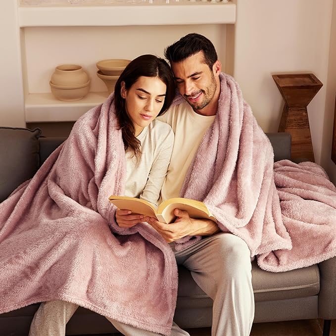 Exclusivo Mezcla Plush Fuzzy Fleece Bed Blanket King Size, Super Soft, Fluffy and Warm Blankets for Couch, Bed, All Season (Dusty Pink, 90x104 inches)