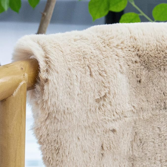 ORINOVA 5x8 Area Rug Light Brown Beige Plush Shaggy Rugs for Bedroom Washable Faux Rabbit Fur Rug for Living Room Fluffy Large Nursery Rug Home Décor