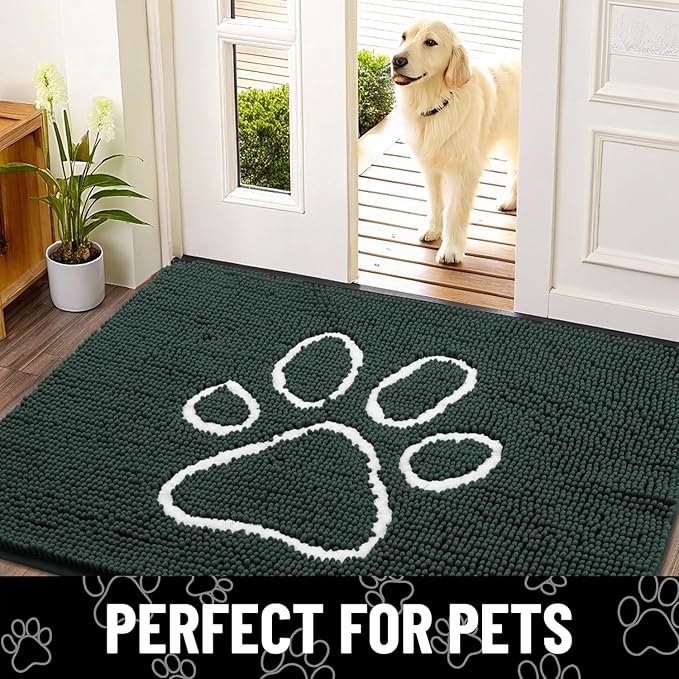 Smiry Dog Door Mat for Muddy Paws, Absorbent Dirt Trapper Non Slip Quick Dry Washable Chenille Mat for Mud Dogs, Entry Rug for Indoor and Outdoor (47x24 Inches, Green and White)