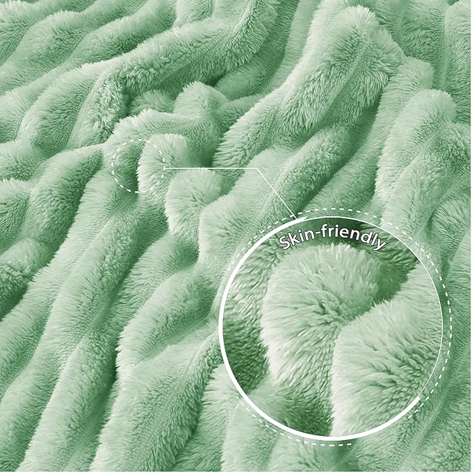 Exclusivo Mezcla Queen Size Flannel Fleece Blanket, Super Soft Striped Jacquard Bed Blanket, Lightweight Fuzzy Cozy for All Seasons, 90x90 Inches, Sage Green
