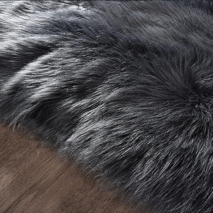 Latepis Dark Grey Fur 3x5 Area Shaggy Bedside Faux Sheepskin Rug for Bedroom Washable Furry Rugs Fuzzy Rug for Living Room Sofa Cushion Luxury Home Decor