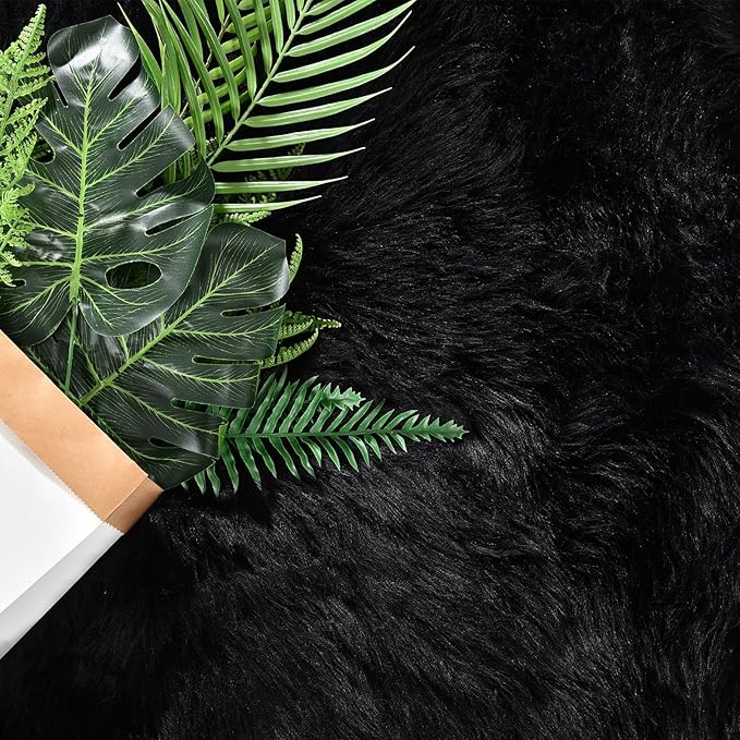 Goolela Black Round Rug 5ft Fluffy Fuzzy Sheepskin Carpet for Bedroom Living Room Black Circle Faux Fur Rug Shaggy Washable