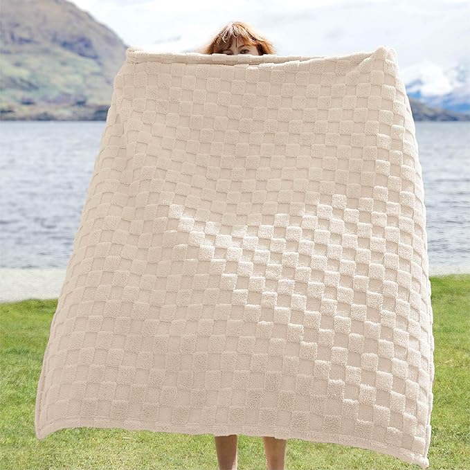 Bedsure GentleSoft Twin Blanket for Bed Cream - Super Soft Cozy Blankets for Kids Girls, Cute Fuzzy Fleece Throws for Bedroom Couch, 60x80 Inches