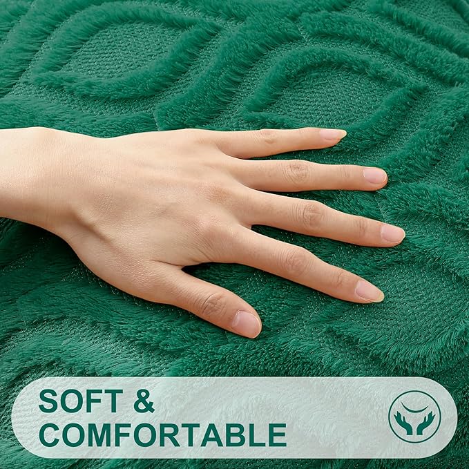 decorUhome Throw Pillow Covers 16x16 Inch Set of 2, Soft Plush Faux Wool Green Solid Couch Pillow Covers, Accent Farmhouse Neutral Square Pillow Cases for Sofa Bed Living Room