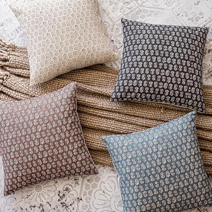 Foindtower Set of 2 Decorative Vintage Floral Print Throw Pillow Covers Neutral Modern Farmhouse Cushion Covers Boho Home Decor for Sofa Couch Chair Bedroom Living Room,20×20 Inch,Black